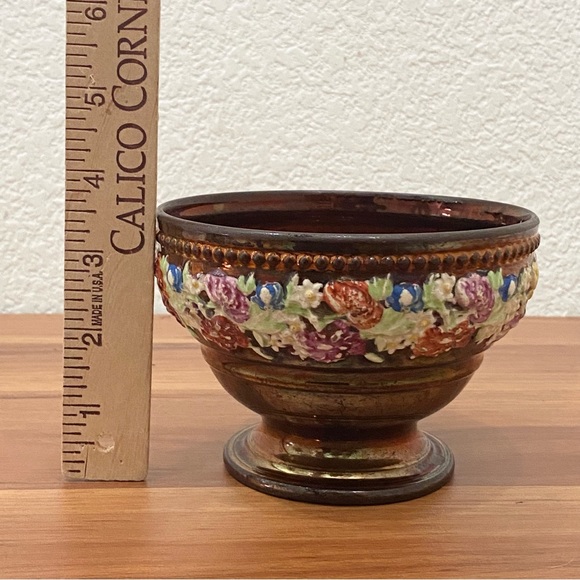 19th Century British Hand Enamelled Relief Molded Floral Band Copper Luster Bowl - Picture 4 of 13